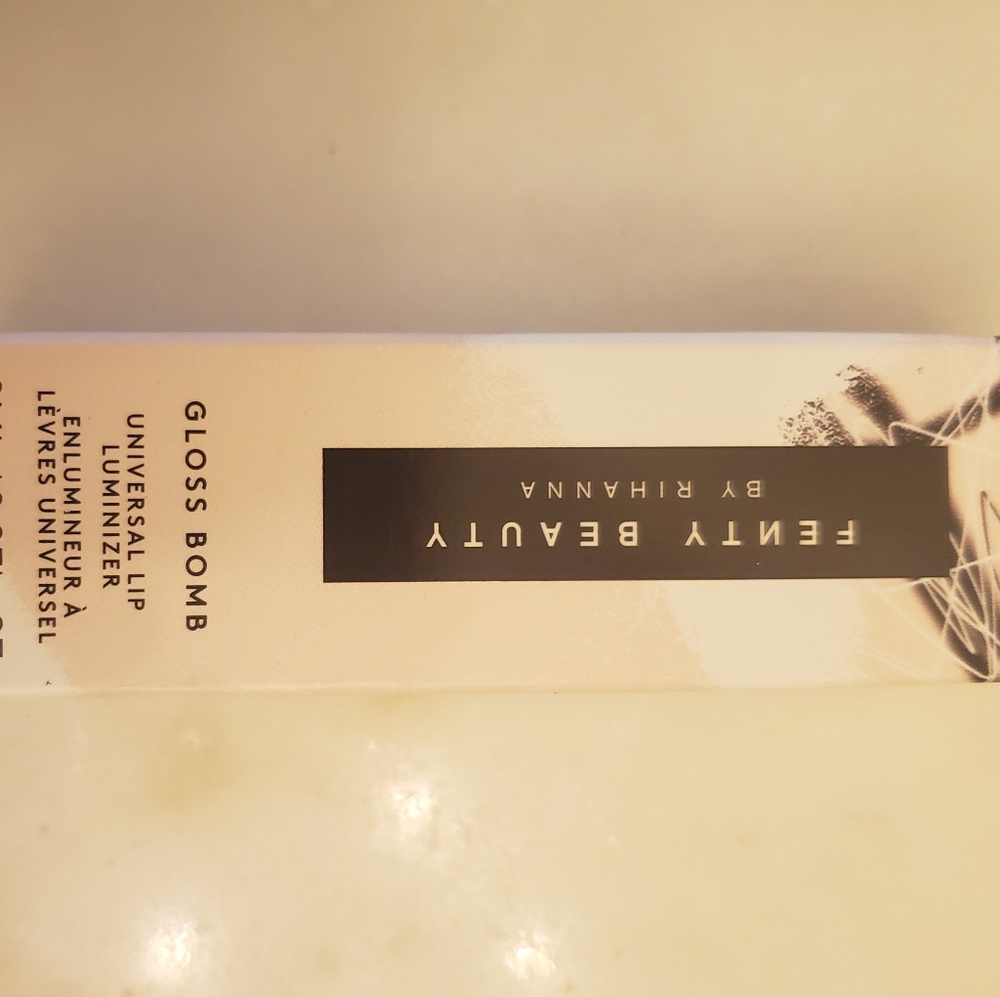 Fenty gloss bomb